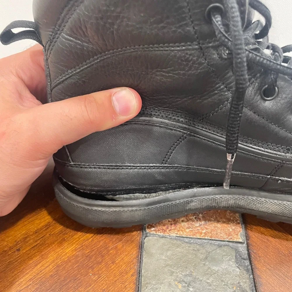 Nike Woodside II ACG Duck Boots Black Leather Mens 10.5 525393-090 Repair Needed